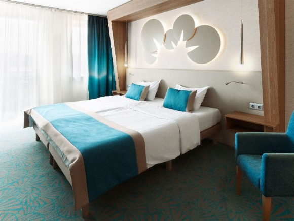 pihenteto_napok_hevizen_elo_uto_szezon_800x600px