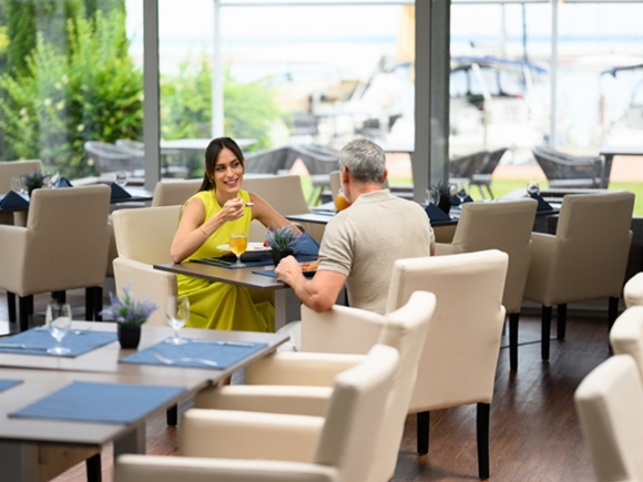 Hotel_Yacht_arculati-140_800x600